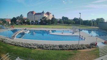 Městská plovárna Louka