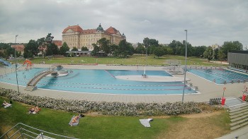 Městská plovárna Louka