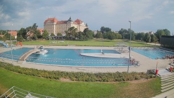 Městská plovárna Louka