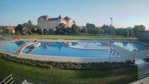 Miejska pływalnia Louka - Basen - 8.8.2026 v 06:45 Miejska pływalnia Louka - Basen - 8.8.2026 v 06:45