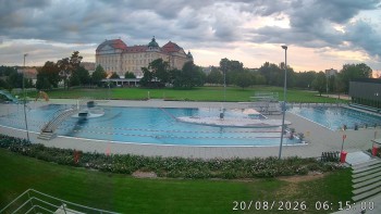 Městská plovárna Louka