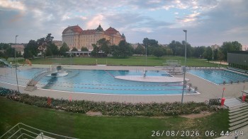 Městská plovárna Louka