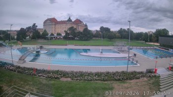 Městská plovárna Louka