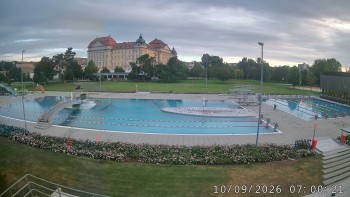 Městská plovárna Louka