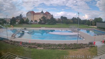 Městská plovárna Louka