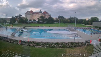 Městská plovárna Louka