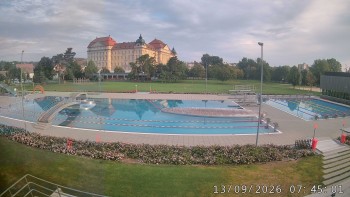 Městská plovárna Louka