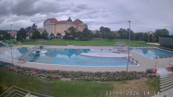 Městská plovárna Louka