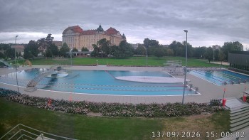 Městská plovárna Louka