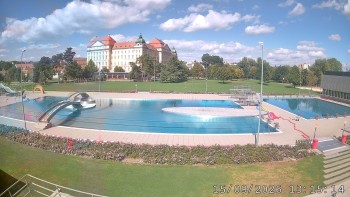 Městská plovárna Louka