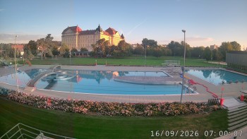 Městská plovárna Louka