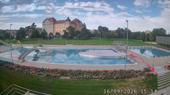 Městská plovárna Louka