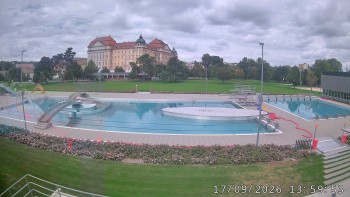 Městská plovárna Louka