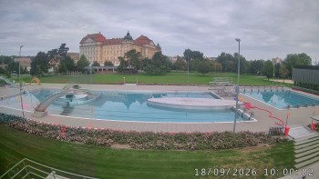 Městská plovárna Louka