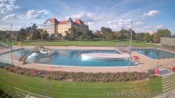 Městská plovárna Louka