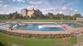 Městská plovárna Louka