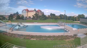 Městská plovárna Louka