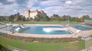 Městská plovárna Louka