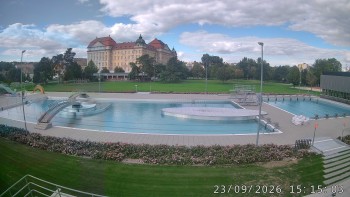 Městská plovárna Louka