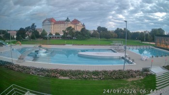 Městská plovárna Louka
