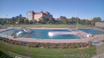 Městská plovárna Louka