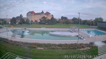 Městská plovárna Louka
