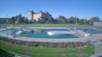 Městská plovárna Louka