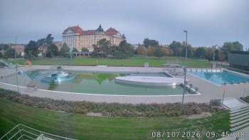Městská plovárna Louka