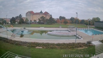 Městská plovárna Louka