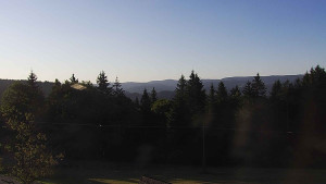 Horský hotel Čarták na Soláni - Panorama Javorníků - 3.7.2025 v 05:55