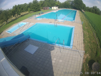 Snímek    3.7.2025 v 08:00