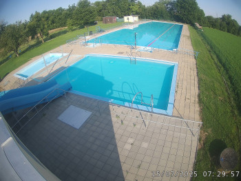 Snímek    15.7.2025 v 07:30