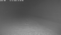 Pojezdová dráha, Runway