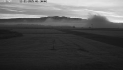 Pojezdová dráha, Runway