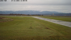 Letiště Cheb - Pojezdová dráha, Runway - 17.11.2025 v 11:00 Letiště Cheb - Pojezdová dráha, Runway - 17.11.2025 v 11:00