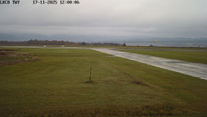 Letiště Cheb - Pojezdová dráha, Runway - 17.11.2025 v 12:00 Letiště Cheb - Pojezdová dráha, Runway - 17.11.2025 v 12:00
