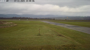 Letiště Cheb - Pojezdová dráha, Runway - 17.11.2025 v 14:00 Letiště Cheb - Pojezdová dráha, Runway - 17.11.2025 v 14:00