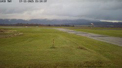 Pojezdová dráha, Runway