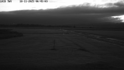 Pojezdová dráha, Runway