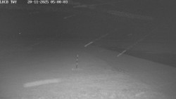 Pojezdová dráha, Runway