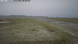 Pojezdová dráha, Runway