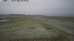 Pojezdová dráha, Runway