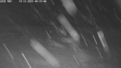 Pojezdová dráha, Runway