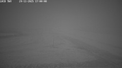 Pojezdová dráha, Runway