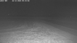 Pojezdová dráha, Runway