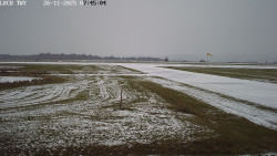 Pojezdová dráha, Runway