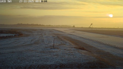 Pojezdová dráha, Runway