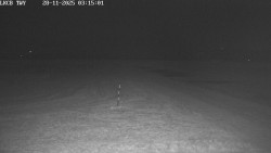 Pojezdová dráha, Runway