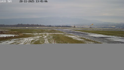 Pojezdová dráha, Runway