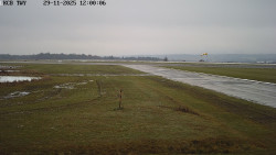 Pojezdová dráha, Runway